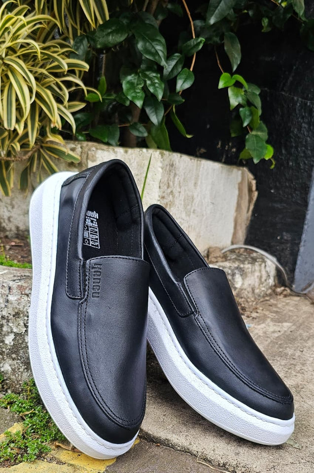 Sapato Mocassim Iate Couro Preto Kangu
