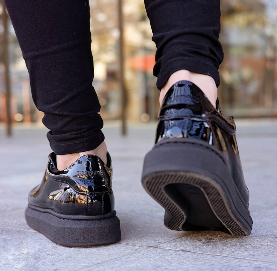 Kangu Oversized Black Resinado