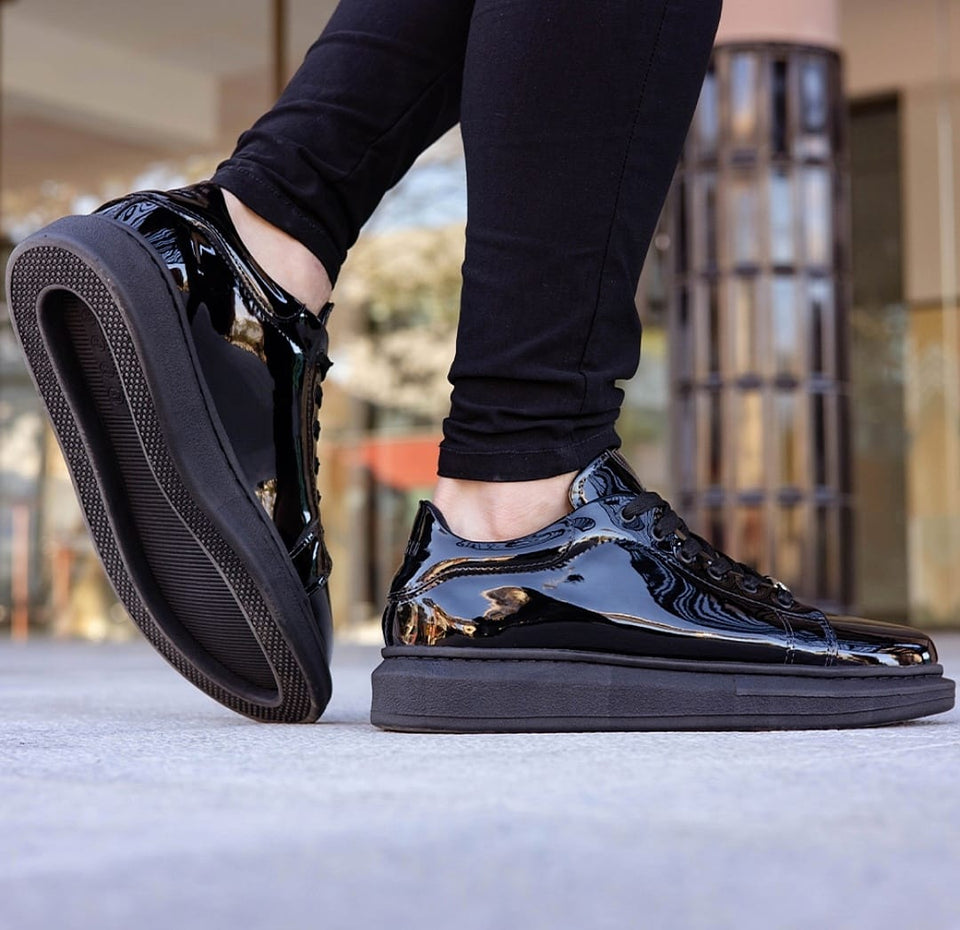 Kangu Oversized Black Resinado