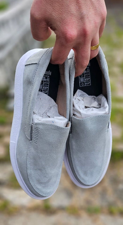 Kangu Iate Cinza