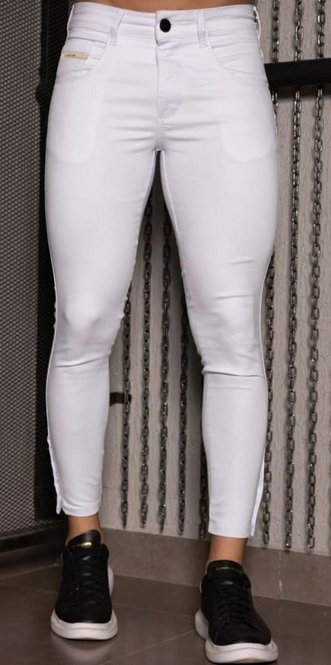 Calça Destroyed Codi White Botons