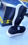 Kangu Iate Black