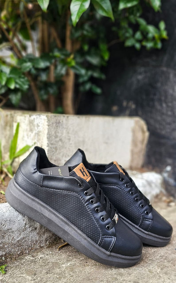 Tênis Kangu Over Resort Perfureite Preto