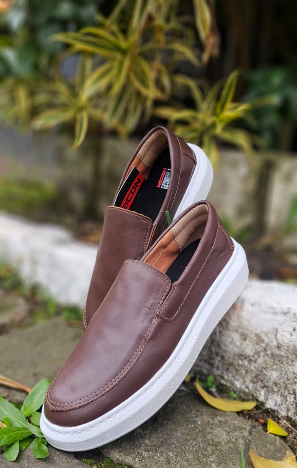 Sapato Mocassim Iate Couro Pinhão Heicon